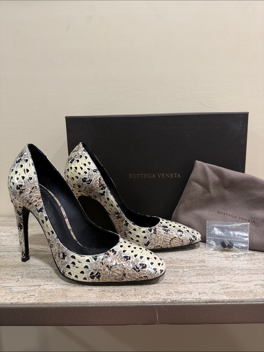 Bottega Veneta Animal Print Pumps • Italian 37.5 • US 7.5